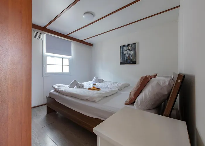 08, Ontdek Het Bosrijke Met Het Grootste Terras Nederland! أويسترفايك