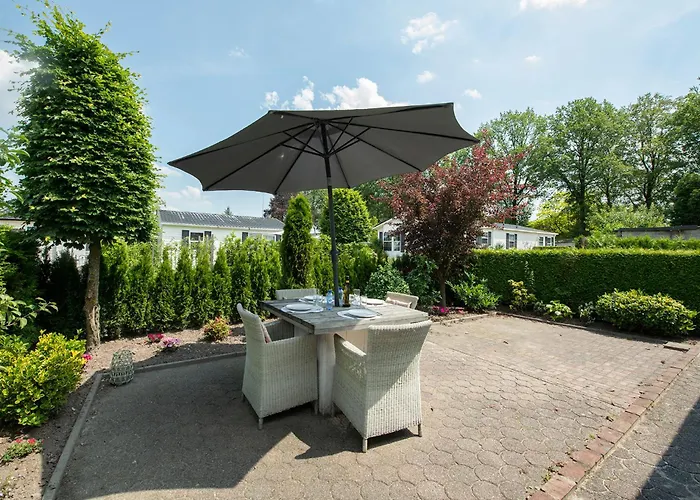 08, Ontdek Het Bosrijke Met Het Grootste Terras Nederland! أويسترفايك