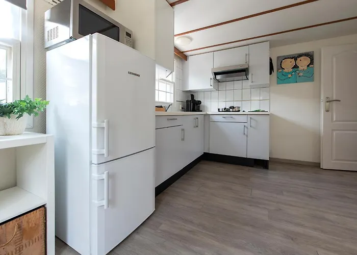 08, Ontdek Het Bosrijke Met Het Grootste Terras Nederland! شاليه أويسترفايك