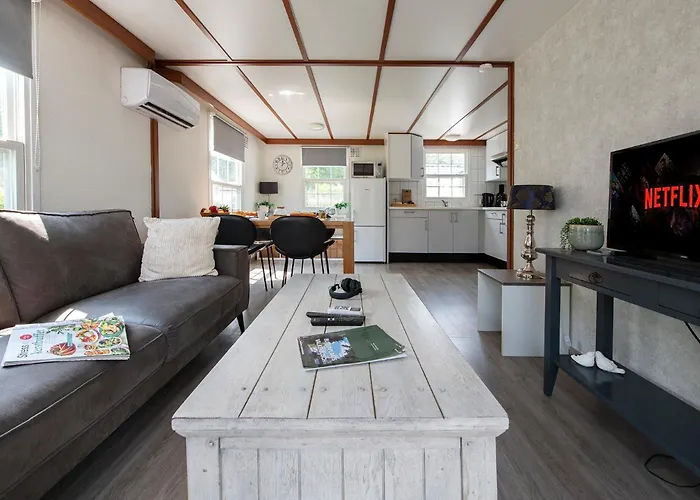 08, Ontdek Het Bosrijke Met Het Grootste Terras Nederland! * أويسترفايك