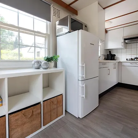 08, Ontdek Het Bosrijke Met Het Grootste Terras Nederland! Dağ evi