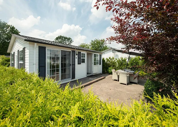 08, Ontdek Het Bosrijke Met Het Grootste Terras Nederland!